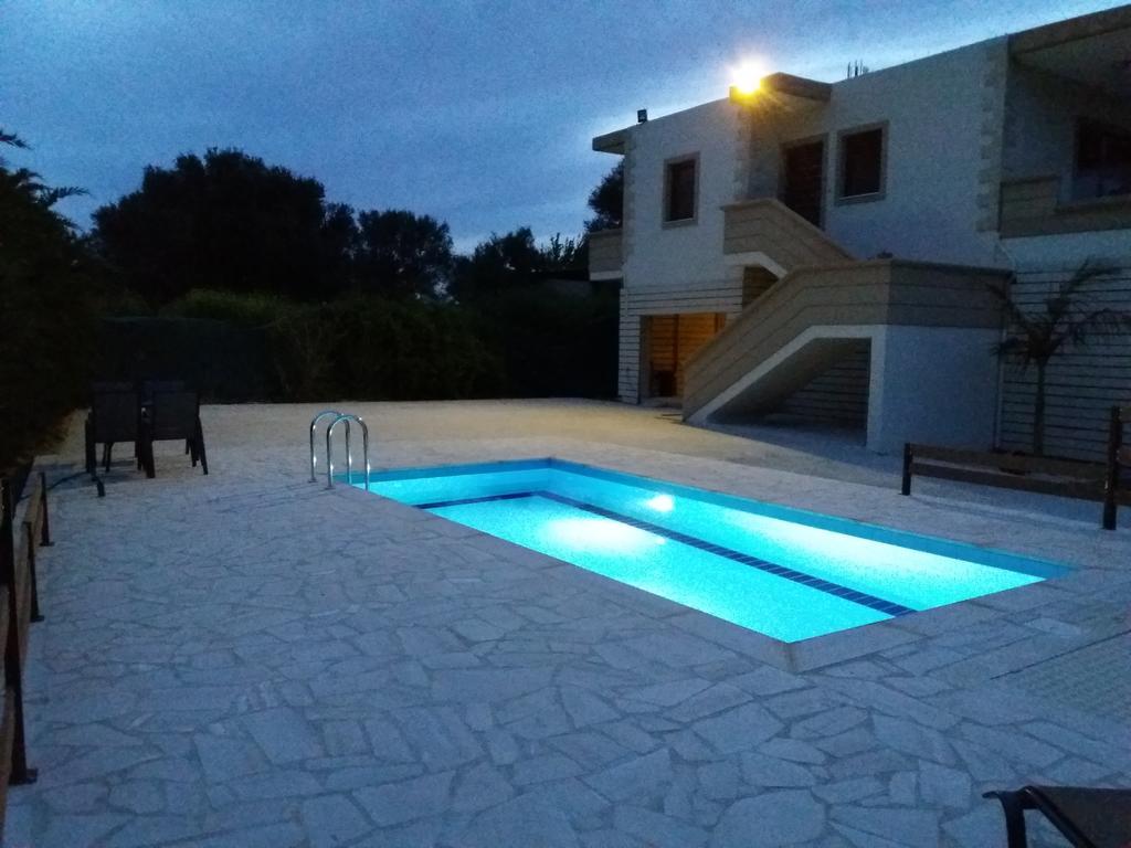 Villa Ikaros Kalamitsi Amygdali Exterior photo