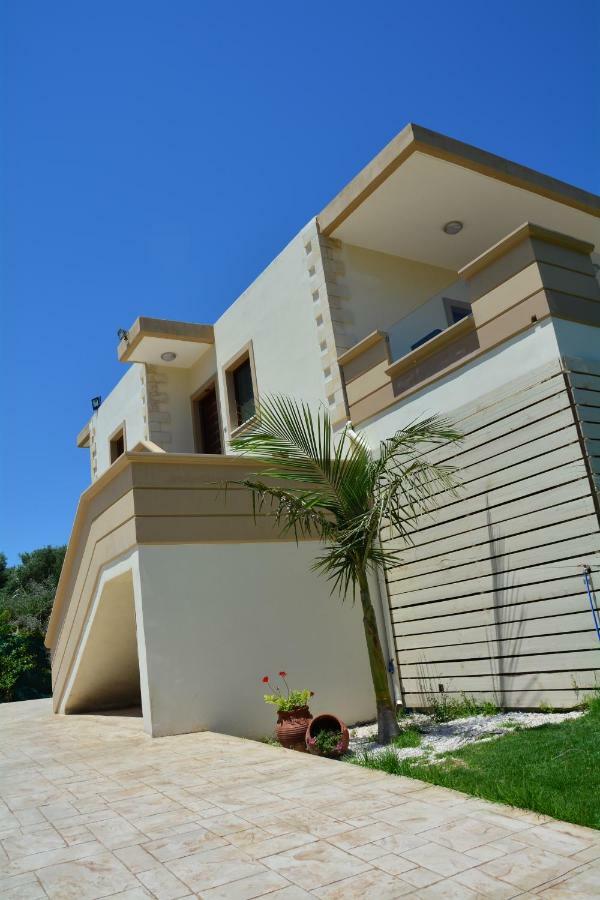Villa Ikaros Kalamitsi Amygdali Exterior photo